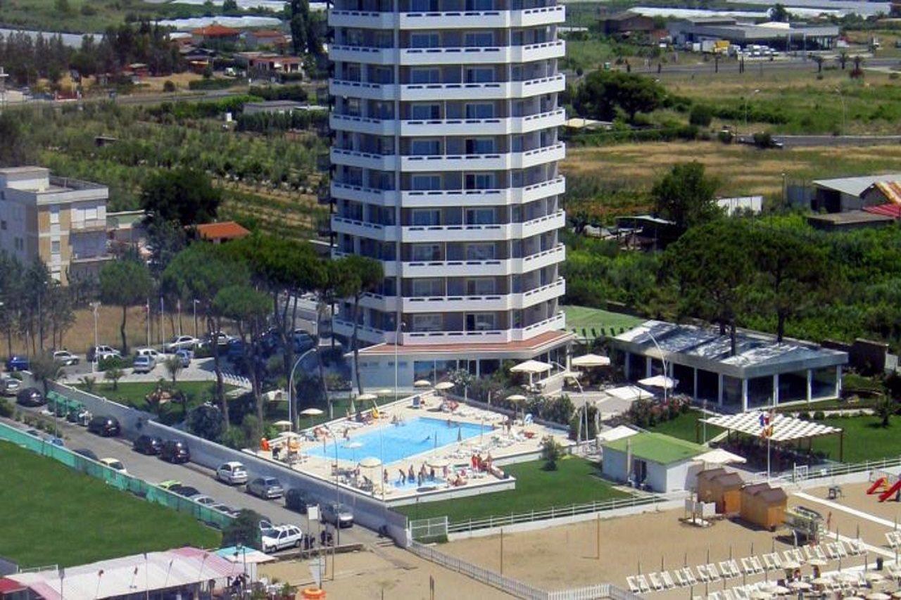 Hotel Torre Del Sole Terracina Exteriér fotografie